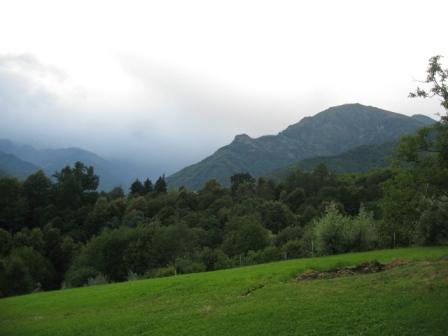 Il Vandalino visto dalla collina di San Giovanni, Val Pellice, ribattezzato dai mormoni Mount Brigham